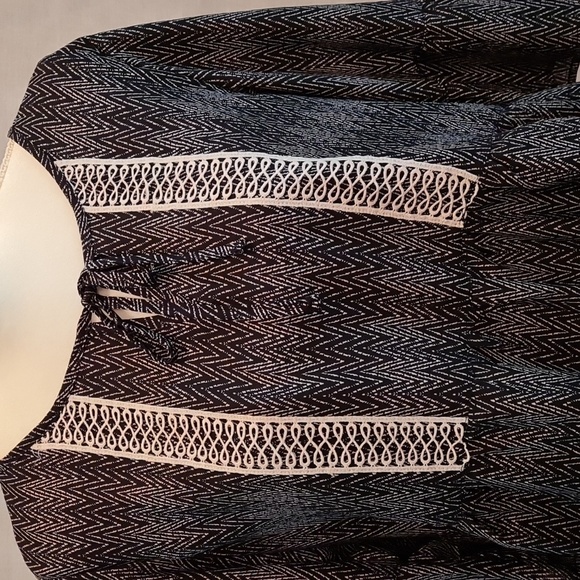 MAURICES L top NWT, black/grey, front tie, emblished bodice and helm, vry pretty - Picture 3 of 6